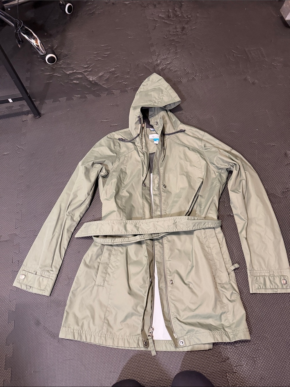 Lightweight Olive Utility Jacket with Hood for Women